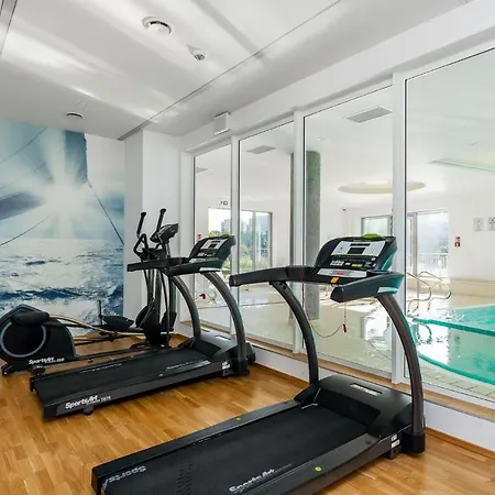 Frey Homes Waterline With Amazing Pool And Gym